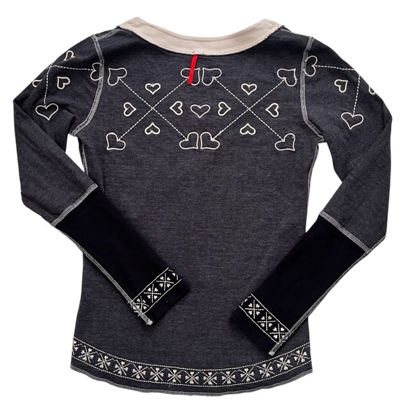 Alp-n-Rock Snowflake V Neck Long Sleeve Top Black Reversible Hearts Size XS/S - Picture 9 of 9